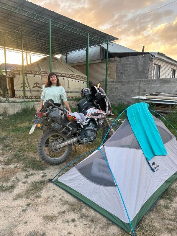 Rozalinda Guesthouse Naryn Екстериор снимка